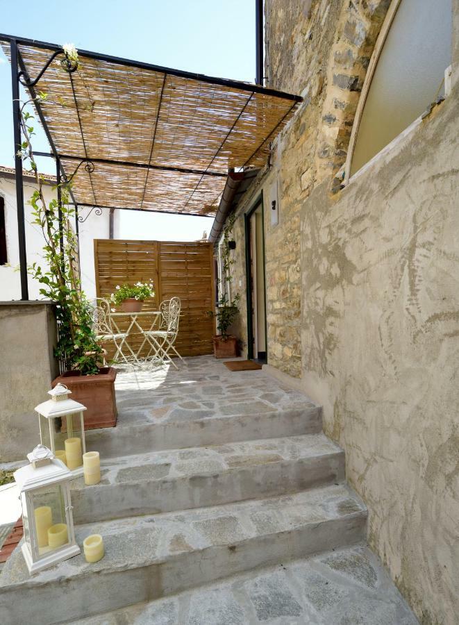 Chalet In Liguria Villa Vasia Exterior photo